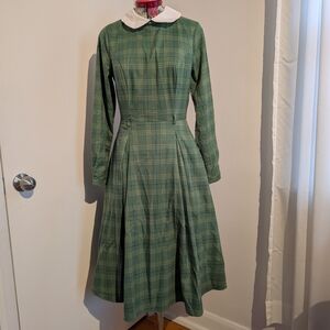 Collectif Green Checkered Long Sleeve Dress Size UK10 S US6